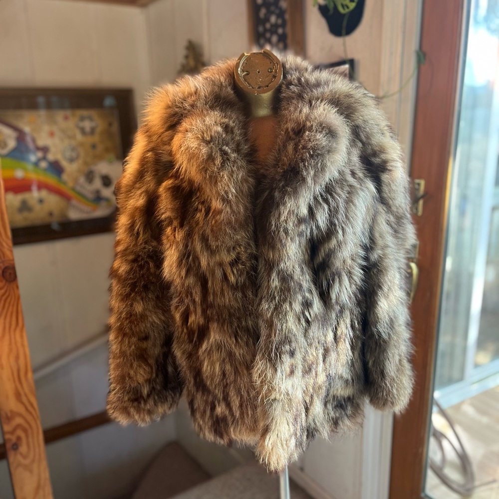 Furrocious raccoon fur coat M